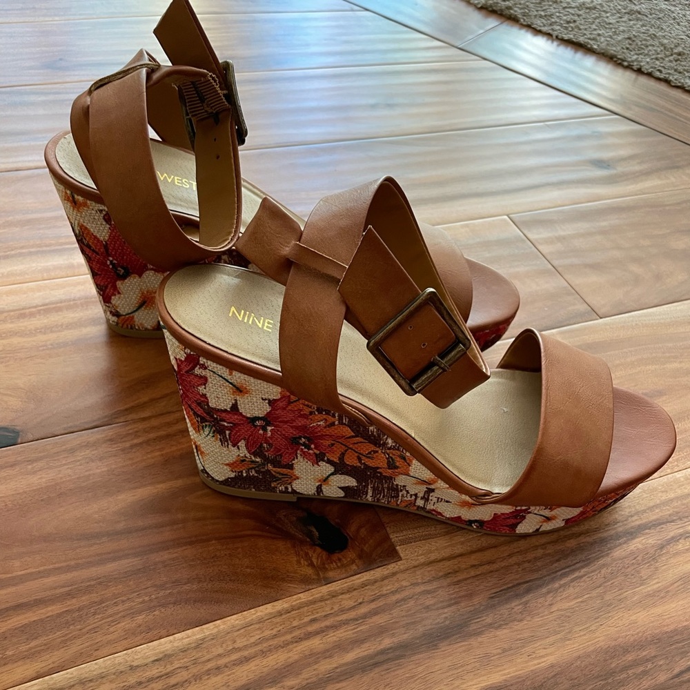Nine West Wedges!